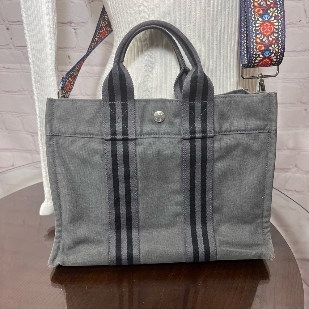 HERMÈS Fourre Tout PM. Mini Canvas tote with snap closures. “Distressed”… - Picture 14 of 16